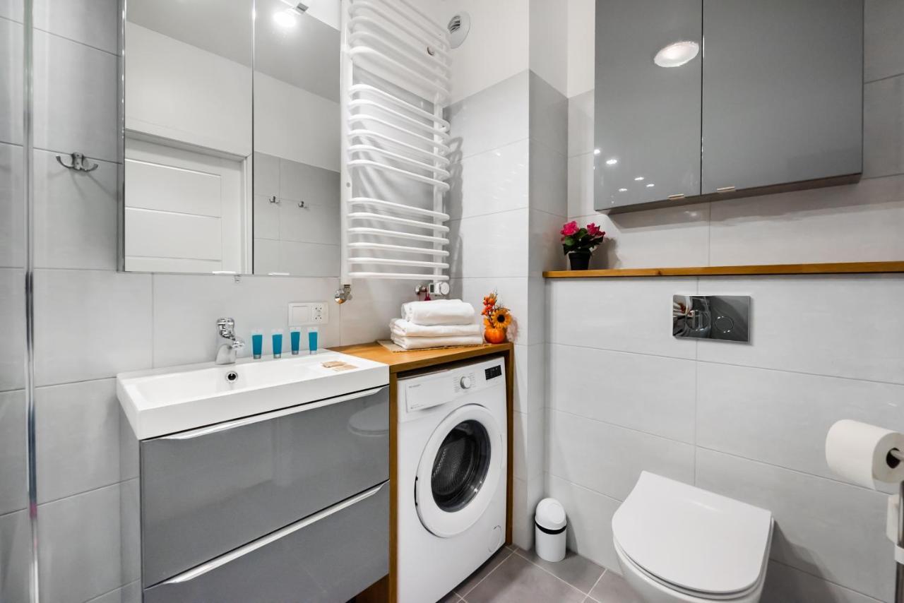 Metro Bemowo Colourful Apartment Varsavia Esterno foto